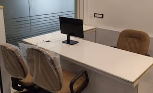 4 Person Coworking Desk