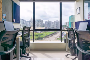 4 Person Private Office