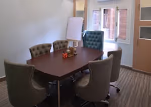 7 Person Coworking Desk
