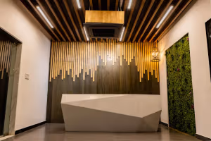 100 Person Private Office