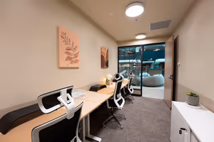 5 Person Private Office