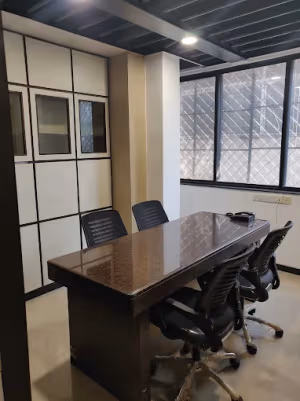 10 Person Private Office