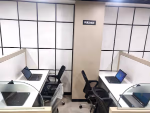 30 Person Private Office