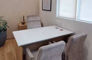 7 Person Coworking Desk