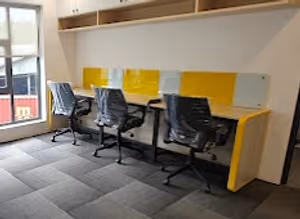 1 Person Coworking Desk