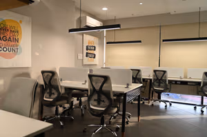 1 Person Coworking Desk