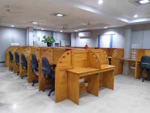 5 Person Coworking Desk