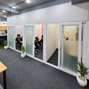 4 Person Coworking Desk