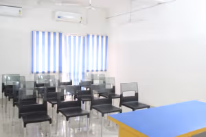 6 Person Coworking Desk