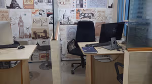 1 Person Coworking Desk