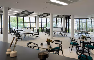 25 Person Private Office