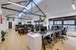 4 Person Private Office