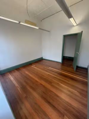 3 Person Coworking Desk