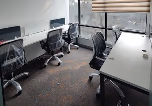 1 Person Coworking Desk