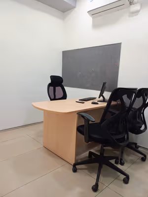 6 Person Coworking Desk