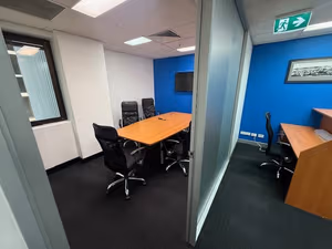 6 Person Coworking Desk