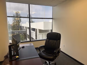 1 Person Private Office