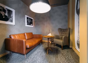 10 Person Private Office