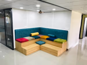 8 Person Coworking Desk