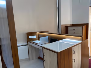 1 Person Coworking Desk