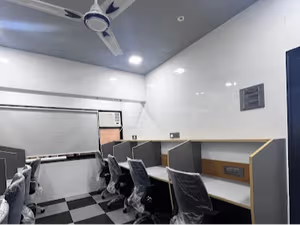 1 Person Coworking Desk