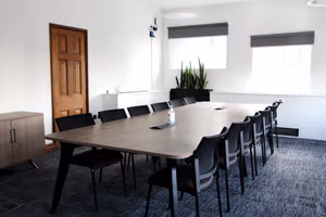 5 Person Coworking Desk