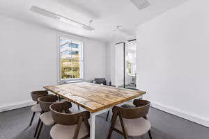 26 Person Private Office