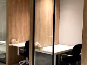 1 Person Coworking Desk