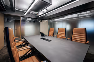 10 Person Private Office