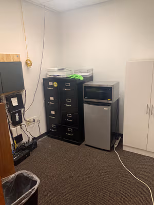 1 Person Private Office