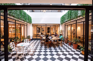 5 Person Coworking Desk