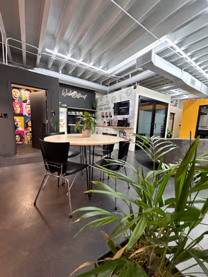 1 Person Coworking Desk
