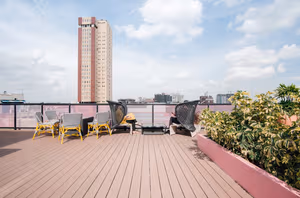 1 Person Private Office