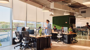 1 Person Coworking Desk