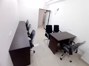 9 Person Coworking Desk