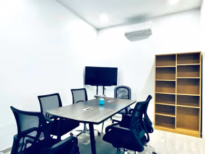 5 Person Private Office