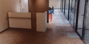 4 Person Coworking Desk