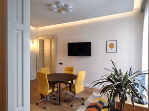 4 Person Private Office