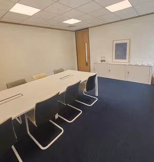 25 Person Private Office