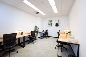 1 Person Coworking Desk