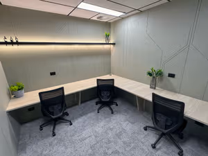 7 Person Coworking Desk