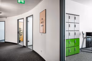 8 Person Coworking Desk