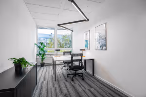 4 Person Coworking Desk