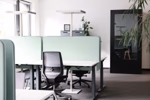 4 Person Coworking Desk