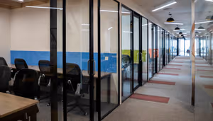 1 Person Coworking Desk