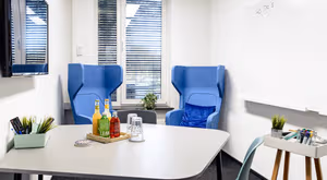 7 Person Coworking Desk