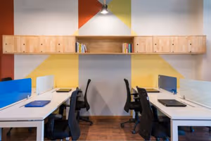 4 Person Coworking Desk