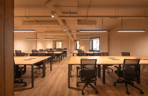 10 Person Private Office