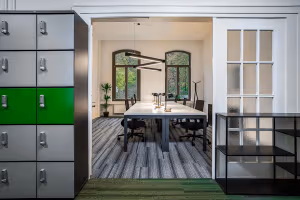 6 Person Coworking Desk