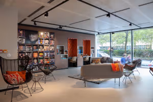 4 Person Coworking Desk